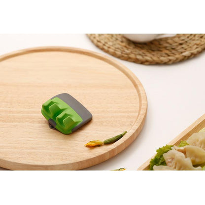 Sharp Blade Finger Peeler